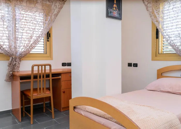 Apartment Spacious & Relaxing With Free Parking