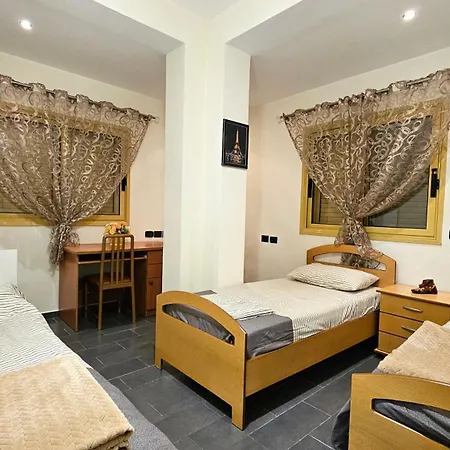 Spacious & Relaxing With Free Parking Apartment Vlore